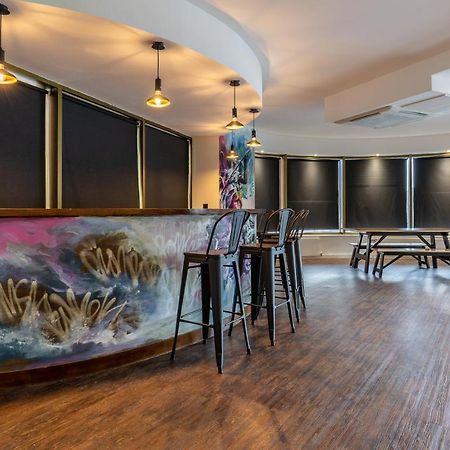 The Bling Hotel By Ustay Aparthotels Liverpool Exterior foto